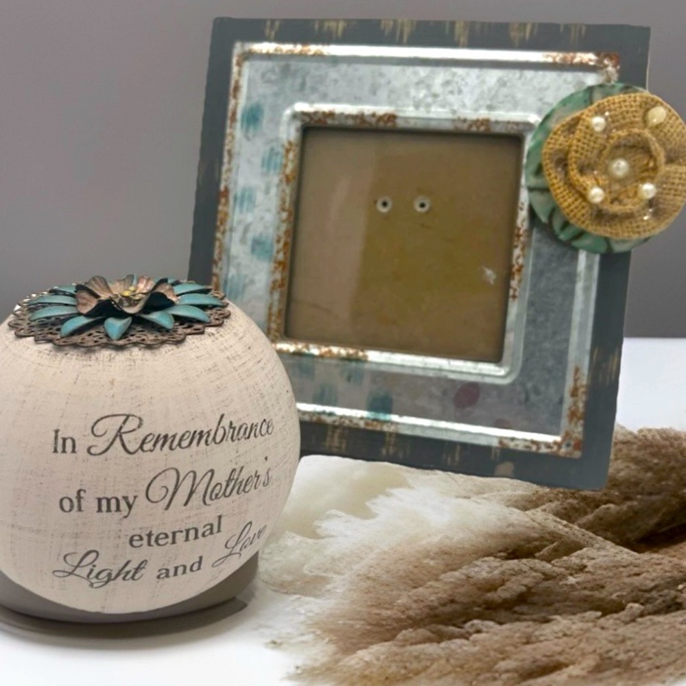 Pavilion Light Your Way Terracotta Candle Holder Mother’s Love + Bonus Pic Frame